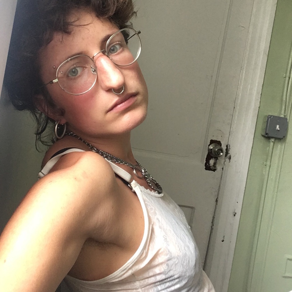 Meet your Posher, Anika